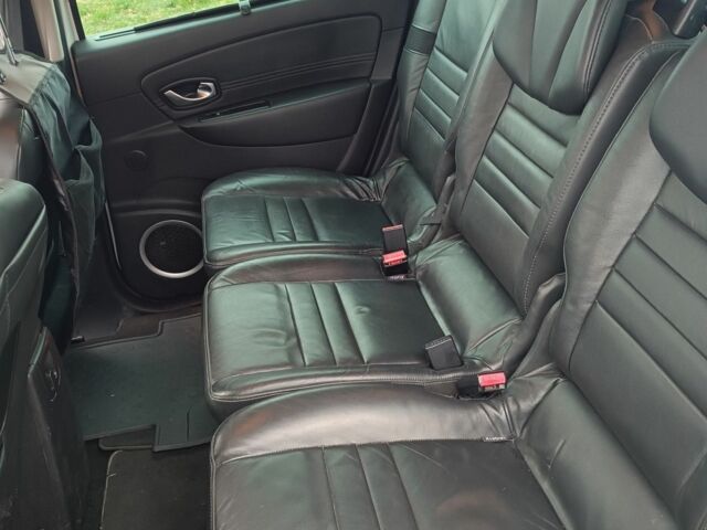 Белый Рено Сценик III, объемом двигателя 1.5 л и пробегом 288 тыс. км за 5800 $, фото 13 на Automoto.ua