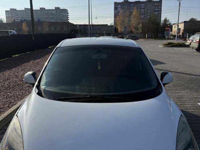 Белый Рено Сценик III, объемом двигателя 1.5 л и пробегом 390 тыс. км за 4900 $, фото 6 на Automoto.ua