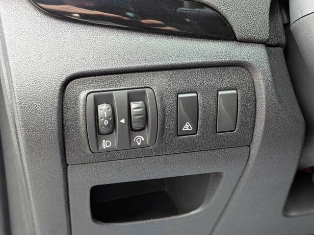 Білий Рено Сценік III, об'ємом двигуна 1.5 л та пробігом 280 тис. км за 8500 $, фото 9 на Automoto.ua