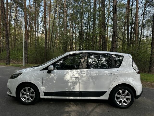 Белый Рено Сценик III, объемом двигателя 1.5 л и пробегом 290 тыс. км за 5850 $, фото 2 на Automoto.ua