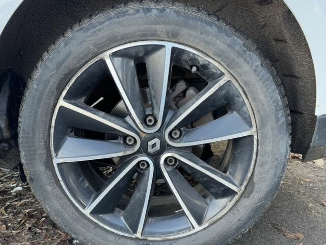 Белый Рено Сценик III, объемом двигателя 1.5 л и пробегом 205 тыс. км за 8000 $, фото 12 на Automoto.ua