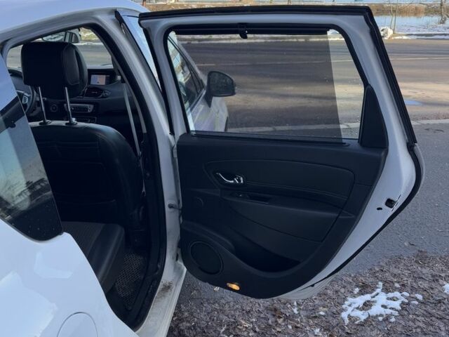 Белый Рено Сценик III, объемом двигателя 1.5 л и пробегом 205 тыс. км за 8000 $, фото 10 на Automoto.ua