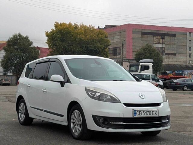 Білий Рено Сценік III, об'ємом двигуна 1.5 л та пробігом 280 тис. км за 8500 $, фото 2 на Automoto.ua