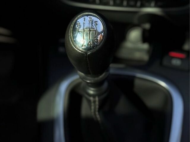 Белый Рено Сценик III, объемом двигателя 1.6 л и пробегом 211 тыс. км за 8700 $, фото 12 на Automoto.ua