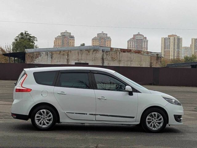 Білий Рено Сценік III, об'ємом двигуна 1.5 л та пробігом 280 тис. км за 8500 $, фото 3 на Automoto.ua