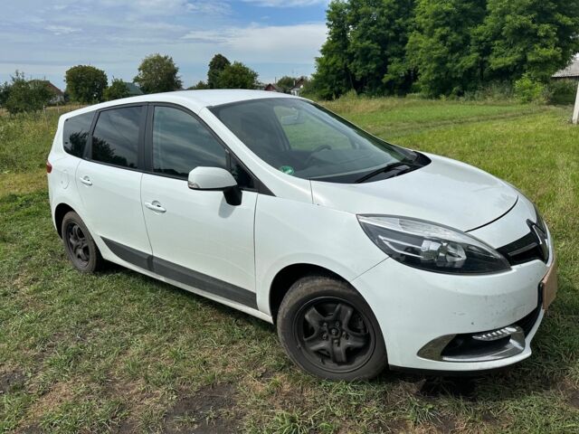 Белый Рено Сценик III, объемом двигателя 1.5 л и пробегом 190 тыс. км за 8200 $, фото 4 на Automoto.ua