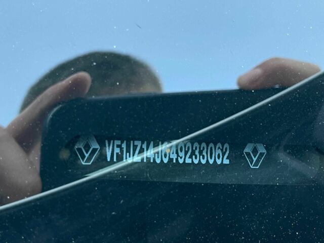 Белый Рено Сценик III, объемом двигателя 1.5 л и пробегом 185 тыс. км за 10199 $, фото 12 на Automoto.ua