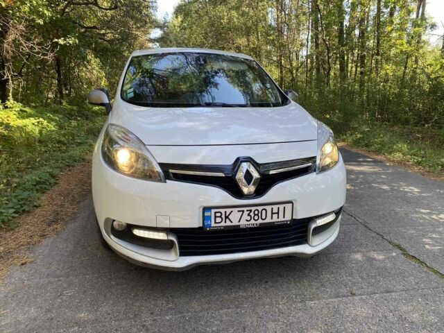 Белый Рено Сценик III, объемом двигателя 1.5 л и пробегом 234 тыс. км за 7000 $, фото 8 на Automoto.ua