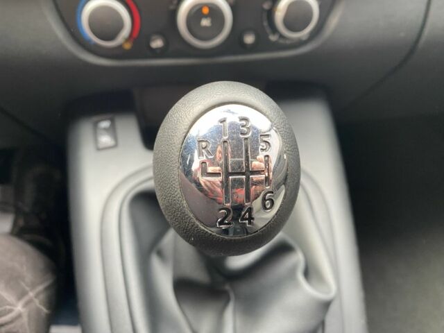 Белый Рено Сценик III, объемом двигателя 1.5 л и пробегом 188 тыс. км за 7800 $, фото 21 на Automoto.ua