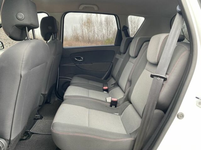 Белый Рено Сценик III, объемом двигателя 1.5 л и пробегом 188 тыс. км за 7800 $, фото 15 на Automoto.ua