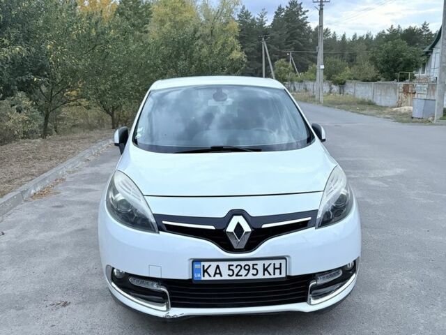 Білий Рено Сценік III, об'ємом двигуна 1.5 л та пробігом 205 тис. км за 9500 $, фото 1 на Automoto.ua
