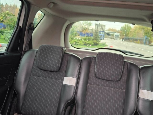 Білий Рено Сценік III, об'ємом двигуна 1.5 л та пробігом 252 тис. км за 7600 $, фото 15 на Automoto.ua