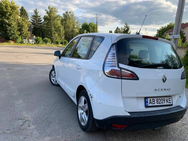 Белый Рено Сценик III, объемом двигателя 1.5 л и пробегом 230 тыс. км за 5700 $, фото 3 на Automoto.ua