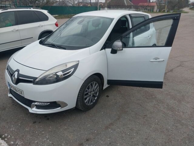 Белый Рено Сценик III, объемом двигателя 1.5 л и пробегом 215 тыс. км за 7800 $, фото 12 на Automoto.ua
