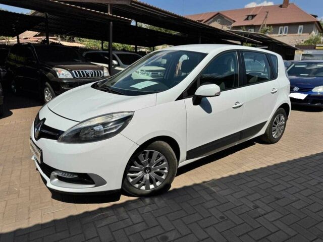 Белый Рено Сценик III, объемом двигателя 1.5 л и пробегом 197 тыс. км за 10500 $, фото 3 на Automoto.ua