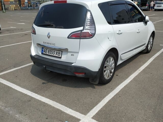 Белый Рено Сценик III, объемом двигателя 1.5 л и пробегом 224 тыс. км за 9100 $, фото 2 на Automoto.ua