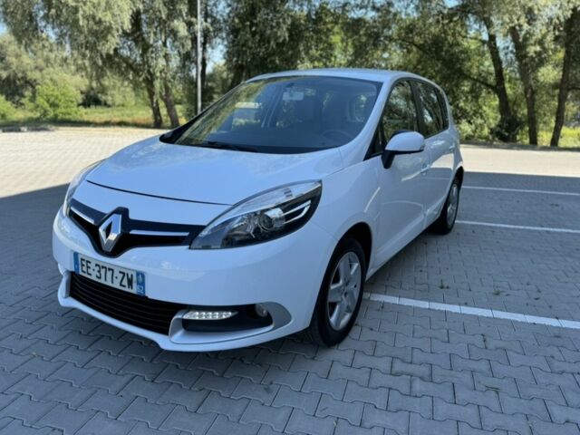 Белый Рено Сценик III, объемом двигателя 1 л и пробегом 205 тыс. км за 9850 $, фото 3 на Automoto.ua