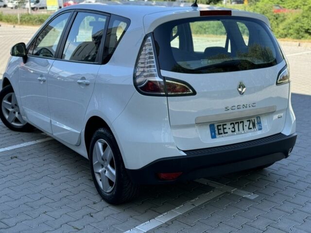 Белый Рено Сценик III, объемом двигателя 1 л и пробегом 205 тыс. км за 9850 $, фото 4 на Automoto.ua