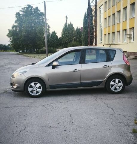 Бежевый Рено Сценик III, объемом двигателя 1.5 л и пробегом 216 тыс. км за 7400 $, фото 6 на Automoto.ua