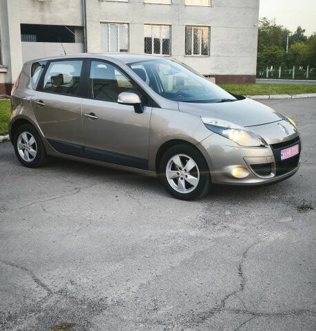 Бежевый Рено Сценик III, объемом двигателя 1.5 л и пробегом 216 тыс. км за 7400 $, фото 8 на Automoto.ua