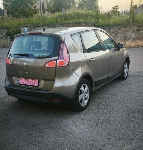 Бежевый Рено Сценик III, объемом двигателя 1.5 л и пробегом 216 тыс. км за 7400 $, фото 2 на Automoto.ua