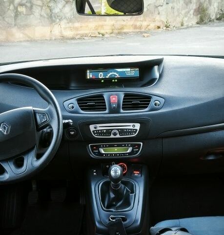 Бежевый Рено Сценик III, объемом двигателя 1.5 л и пробегом 216 тыс. км за 7400 $, фото 11 на Automoto.ua