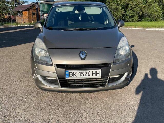Бежевий Рено Сценік III, об'ємом двигуна 1.5 л та пробігом 302 тис. км за 6800 $, фото 14 на Automoto.ua