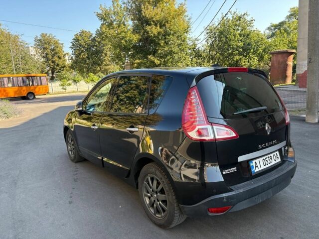 Рено Сценік III 2009 у Фастове на Automoto.ua Чорний Рено Сценік III, об'ємом двигуна 1.9 л та пробігом 275 тис. км за 6400 $, фото 4 на Automoto.ua