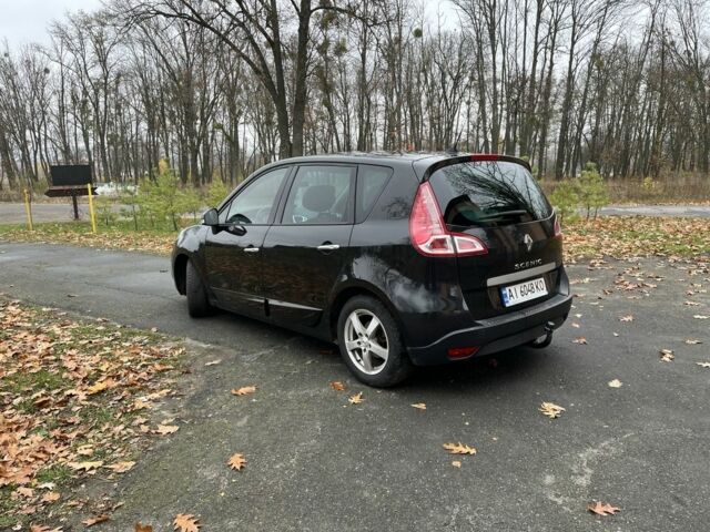 Черный Рено Сценик III, объемом двигателя 1.9 л и пробегом 300 тыс. км за 6500 $, фото 5 на Automoto.ua