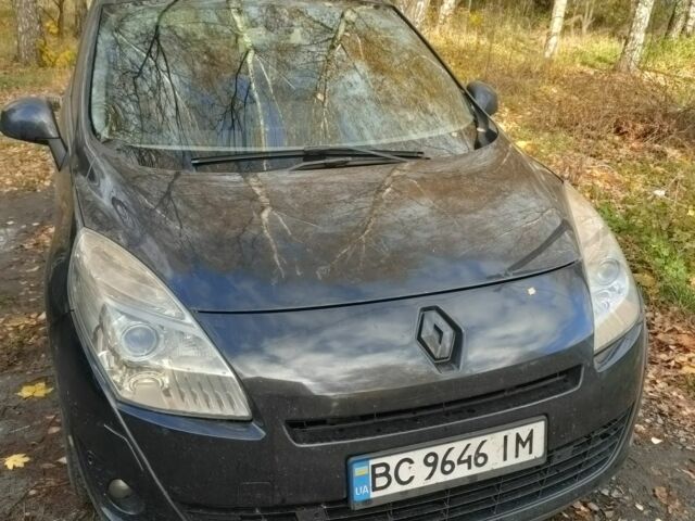 Черный Рено Сценик III, объемом двигателя 2 л и пробегом 381 тыс. км за 8500 $, фото 1 на Automoto.ua