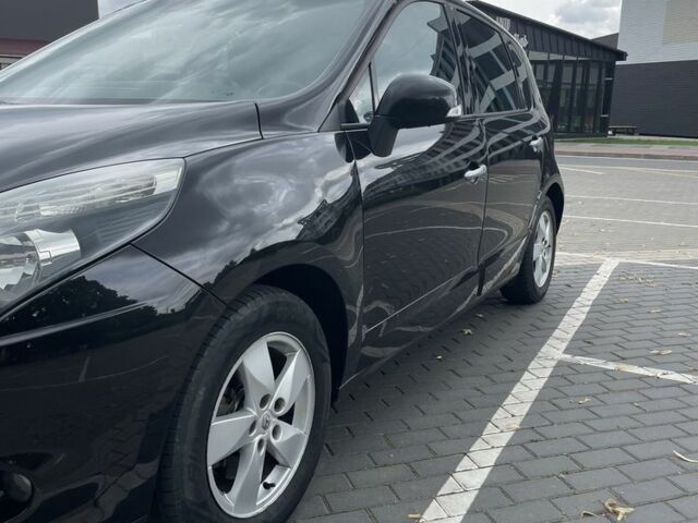 Черный Рено Сценик III, объемом двигателя 1.5 л и пробегом 263 тыс. км за 6300 $, фото 5 на Automoto.ua