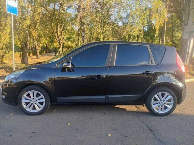 Чорний Рено Сценік III, об'ємом двигуна 1.5 л та пробігом 240 тис. км за 8600 $, фото 3 на Automoto.ua
