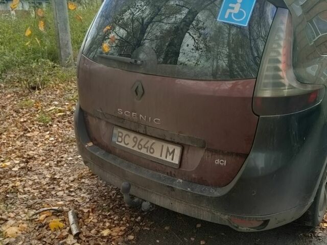 Черный Рено Сценик III, объемом двигателя 2 л и пробегом 381 тыс. км за 8500 $, фото 3 на Automoto.ua