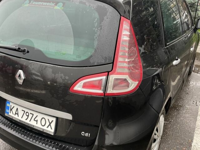 Черный Рено Сценик III, объемом двигателя 1.9 л и пробегом 340 тыс. км за 4900 $, фото 4 на Automoto.ua