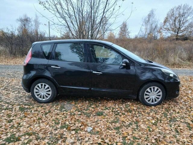 Черный Рено Сценик III, объемом двигателя 1.4 л и пробегом 125 тыс. км за 7200 $, фото 4 на Automoto.ua