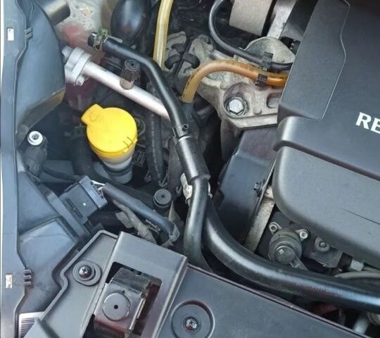 Черный Рено Сценик III, объемом двигателя 1.9 л и пробегом 215 тыс. км за 7400 $, фото 18 на Automoto.ua