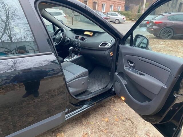 Чорний Рено Сценік III, об'ємом двигуна 1.5 л та пробігом 217 тис. км за 6000 $, фото 4 на Automoto.ua