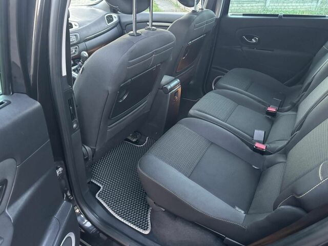 Черный Рено Сценик III, объемом двигателя 0 л и пробегом 277 тыс. км за 6750 $, фото 8 на Automoto.ua