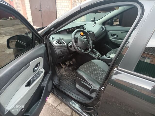 Черный Рено Сценик III, объемом двигателя 1.5 л и пробегом 207 тыс. км за 7100 $, фото 2 на Automoto.ua