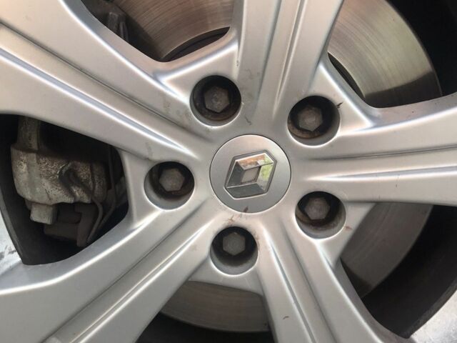 Чорний Рено Сценік III, об'ємом двигуна 2 л та пробігом 245 тис. км за 7800 $, фото 2 на Automoto.ua