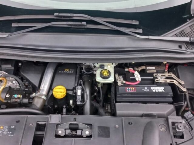 Черный Рено Сценик III, объемом двигателя 1.5 л и пробегом 290 тыс. км за 6450 $, фото 4 на Automoto.ua