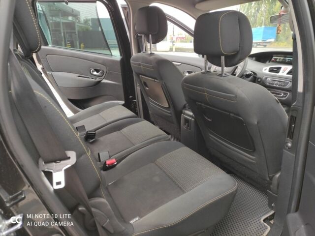 Чорний Рено Сценік III, об'ємом двигуна 1.5 л та пробігом 250 тис. км за 5800 $, фото 14 на Automoto.ua