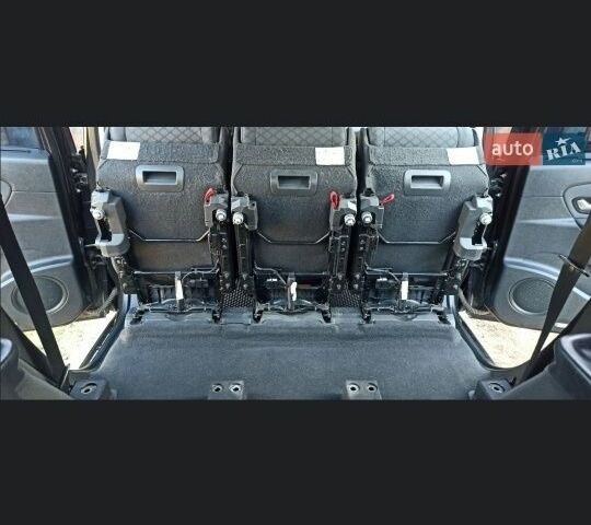 Черный Рено Сценик III, объемом двигателя 1.9 л и пробегом 215 тыс. км за 7400 $, фото 13 на Automoto.ua