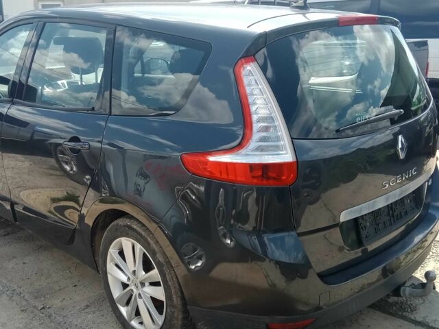 Рено Сценик III 2010 в Черткове на Automoto.ua Черный Рено Сценик III, объемом двигателя 1.9 л и пробегом 310 тыс. км за 3041 $, фото 1 на Automoto.ua