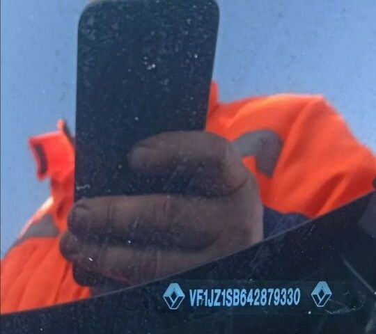 Черный Рено Сценик III, объемом двигателя 1.9 л и пробегом 215 тыс. км за 7400 $, фото 20 на Automoto.ua