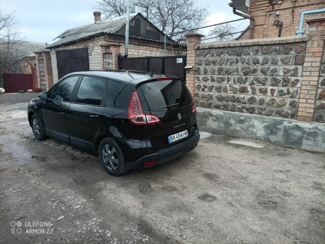 Черный Рено Сценик III, объемом двигателя 1.5 л и пробегом 207 тыс. км за 7100 $, фото 1 на Automoto.ua