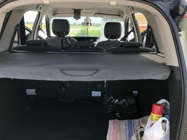 Черный Рено Сценик III, объемом двигателя 1.5 л и пробегом 155 тыс. км за 5500 $, фото 6 на Automoto.ua