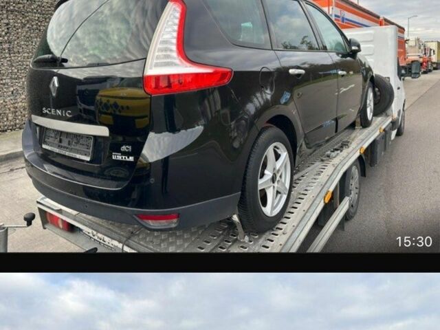 Черный Рено Сценик III, объемом двигателя 0 л и пробегом 300 тыс. км за 3800 $, фото 9 на Automoto.ua