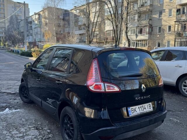 Черный Рено Сценик III, объемом двигателя 1.5 л и пробегом 300 тыс. км за 5100 $, фото 5 на Automoto.ua