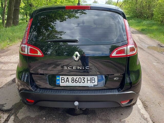Чорний Рено Сценік III, об'ємом двигуна 1.5 л та пробігом 214 тис. км за 6950 $, фото 4 на Automoto.ua